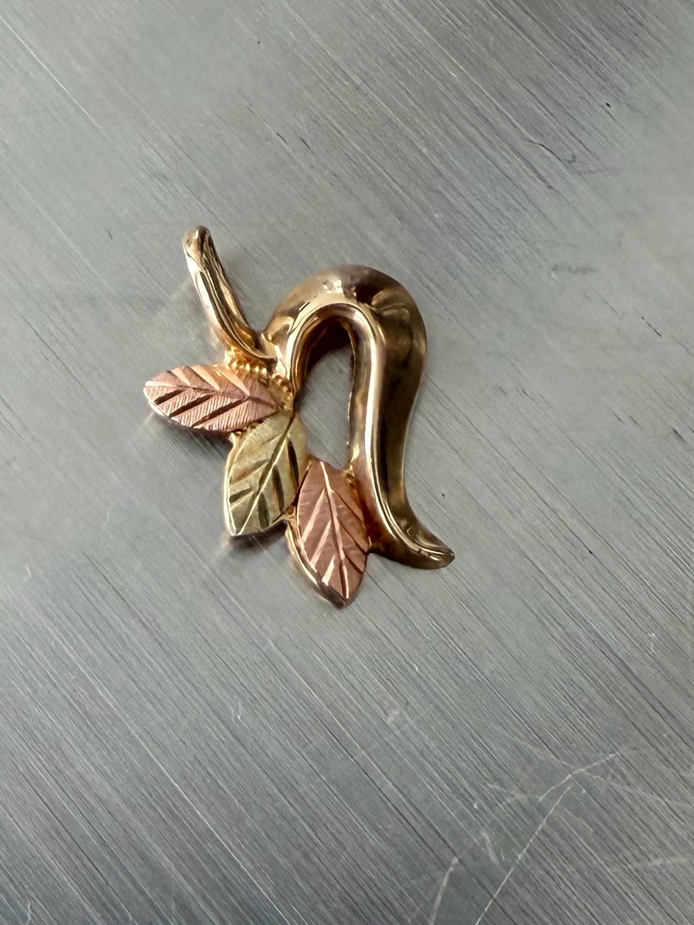 Black Hills Gold Coleman Co. two tone 10K gold Hear Pendent